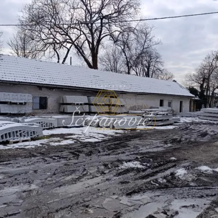 Lokal Izdavanje Sombor  296 m2