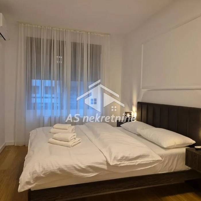 Trosoban stan za izdavanje, Trošarina, Beograd, 95m², 3. sprat, 1.300 €/mes