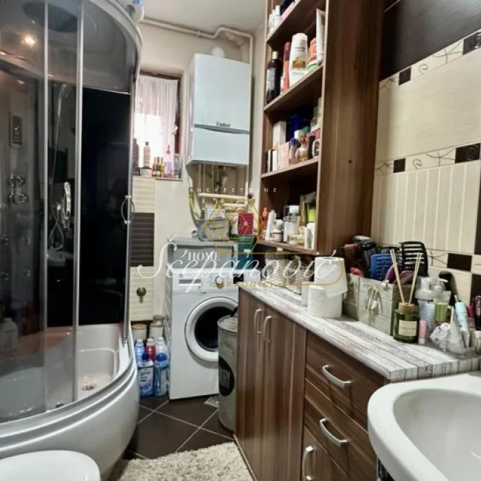 Četvorosoban stan na prodaju, Južni Telep, Novi Sad, 150m², 199.000 €