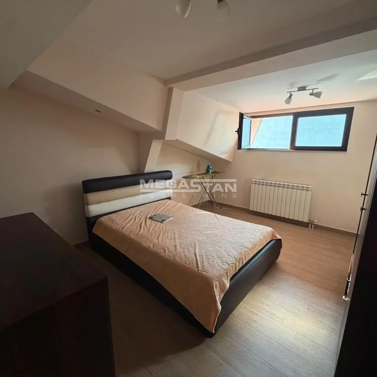 Stan Prodaja Beograd Đeram Pijaca 98 m2