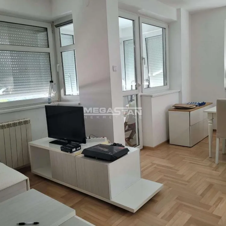 Stan Prodaja Beograd Filmski Grad 48 m2
