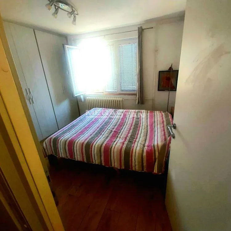 Stan Izdavanje Beograd Denkova Bašta 99 m2