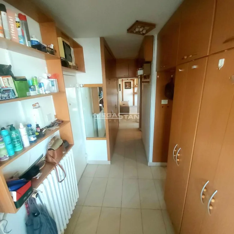 Stan Izdavanje Beograd Blok 63 68 m2