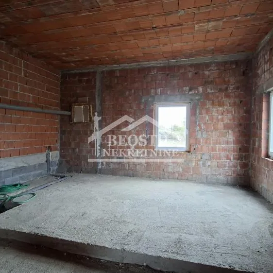 Kuća na prodaju, Veliki Mokri Lug, Beograd, 260m², 245.000 €