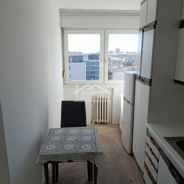 Stan Prodaja Beograd Ruzveltova 33 m2