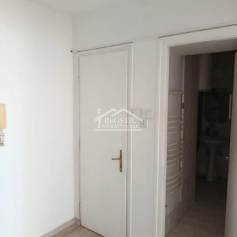 Stan Prodaja Beograd Ruzveltova 33 m2