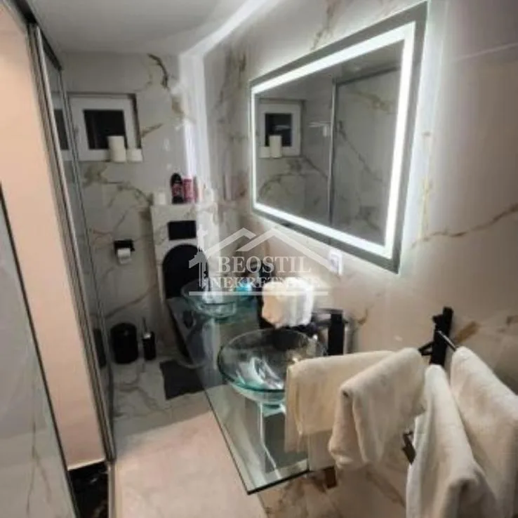 Kuća Izdavanje Beograd Dušanovac 81 m2