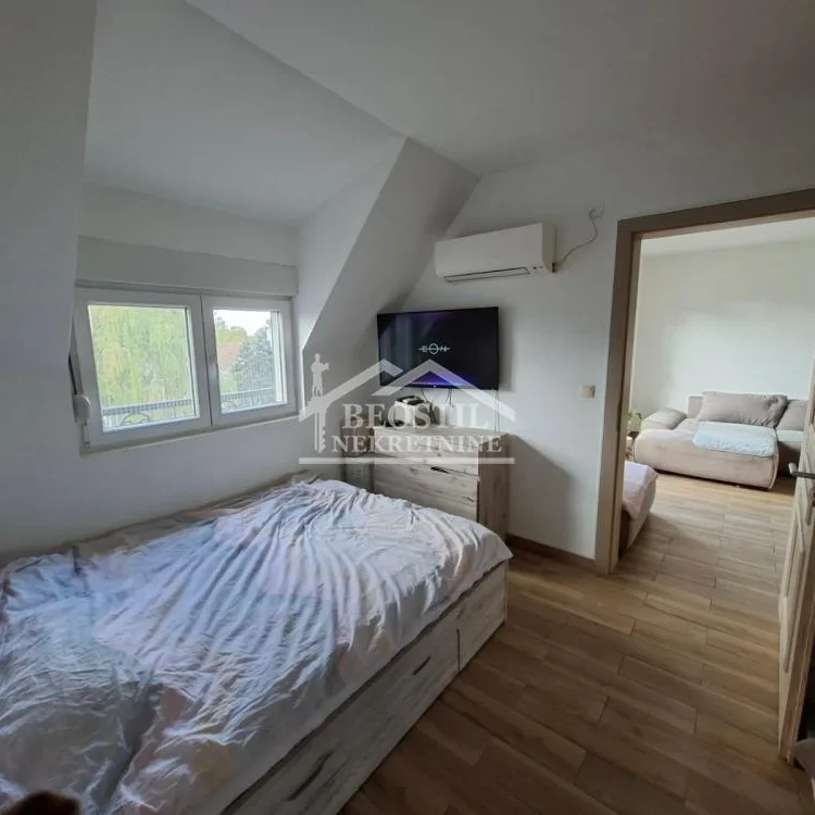 Dvoiposoban stan na prodaju, Gornji Grad, Beograd, 62m², 217.000 €