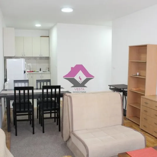 Stan Izdavanje Beograd Krnjača 48 m2