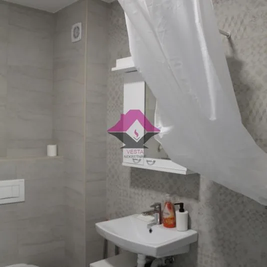 Dvosoban stan za izdavanje, Krnjača, Beograd, 48m², 400 €/mes
