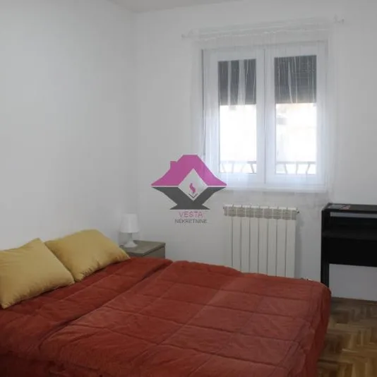 Dvosoban stan za izdavanje, Krnjača, Beograd, 48m², 400 €/mes