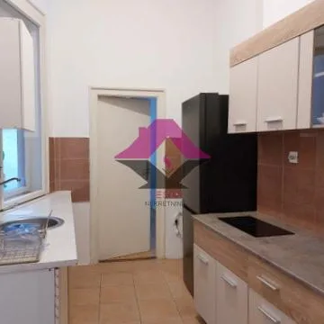 Troiposoban stan za izdavanje, Dom Omladine, Beograd, 85m², 1.300 €/mes