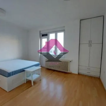 Stan Izdavanje Beograd Dom Omladine 85 m2