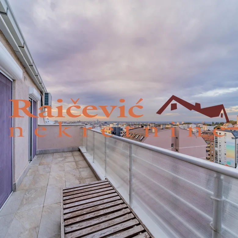Trosoban stan na prodaju, Đeram Pijaca, Beograd, 110m², 375.000 €