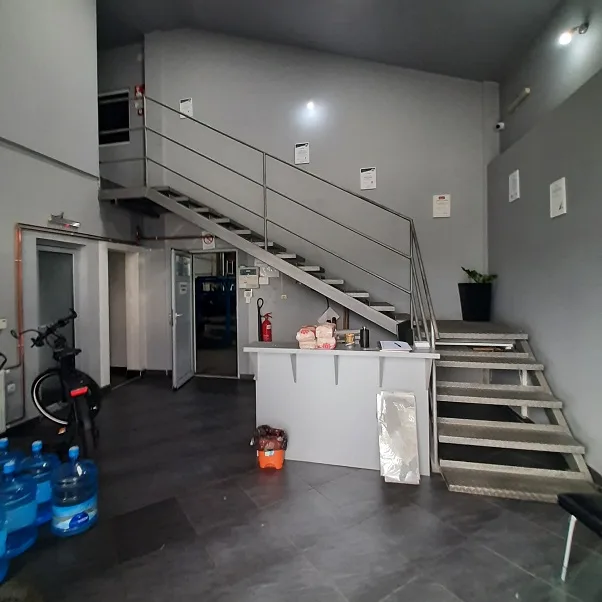 Lokal Prodaja Beograd  1413 m2
