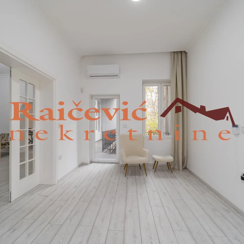 Četvorosoban stan na prodaju, Centar, Beograd, 134m², 490.000 €