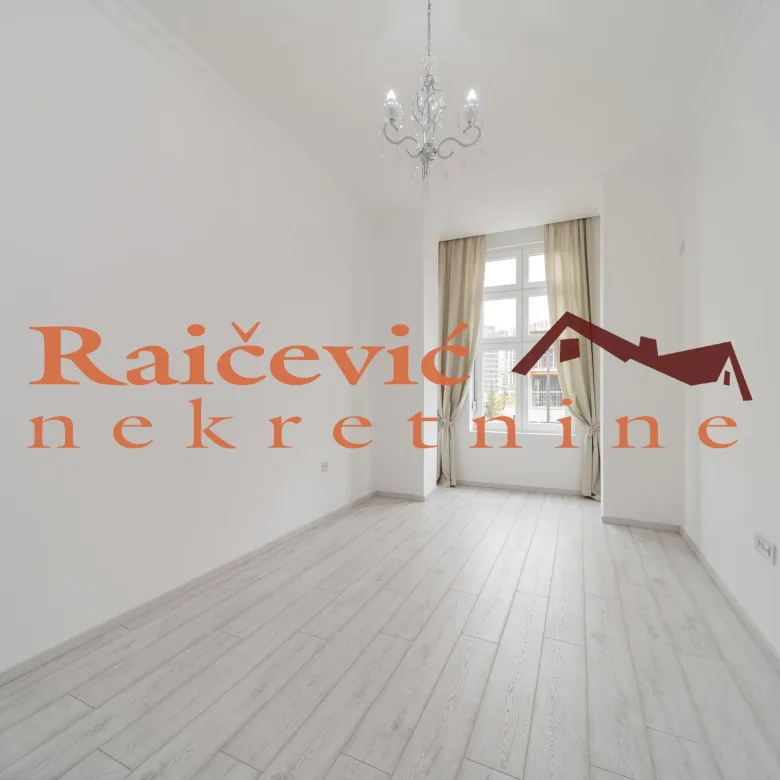 Četvorosoban stan na prodaju, Centar, Beograd, 134m², 490.000 €