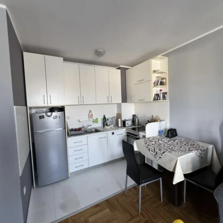 Stan Prodaja Novi Sad Železnička Stanica 42 m2