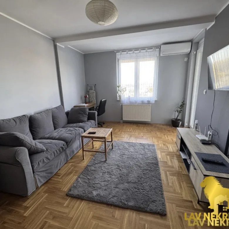 Jednoiposoban stan na prodaju, Železnička Stanica, Novi Sad, 42m², 129.780 €