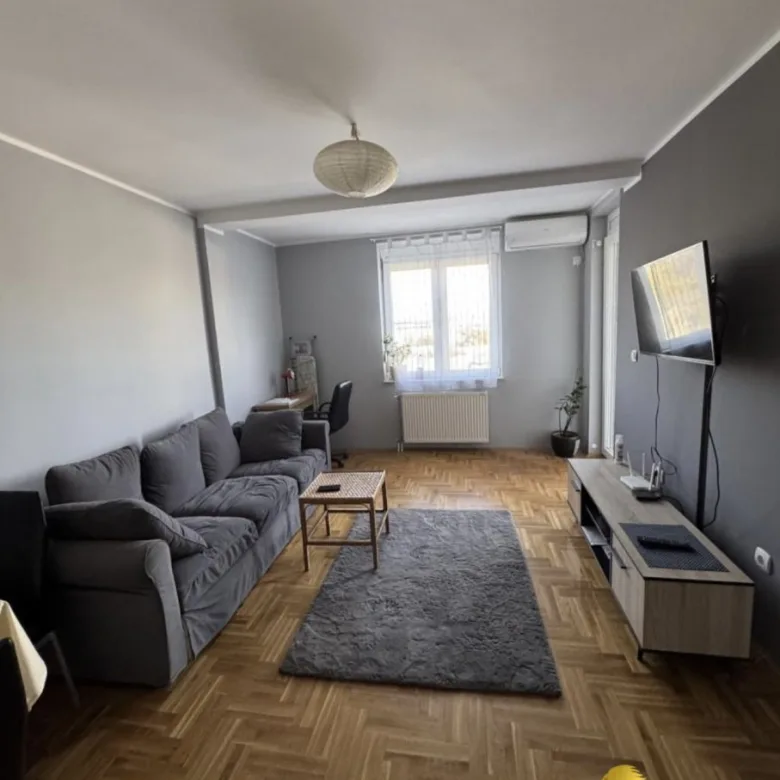 Jednoiposoban stan na prodaju, Železnička Stanica, Novi Sad, 42m², 129.780 €