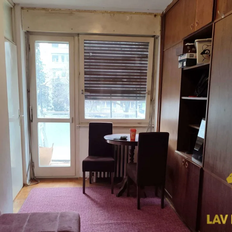 Stan Izdavanje Novi Sad  50 m2