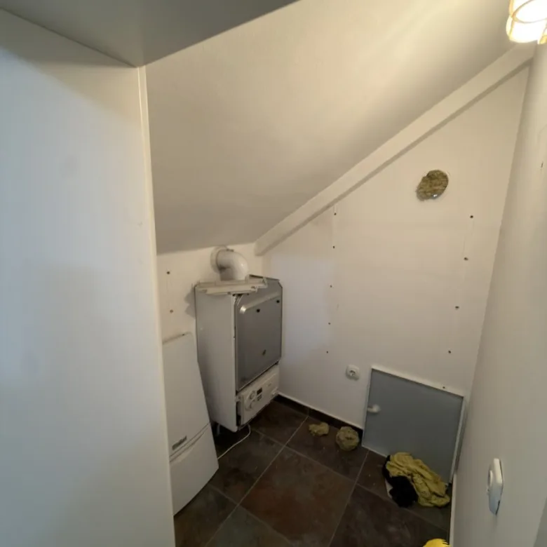 Stan Prodaja Novi Sad  83 m2