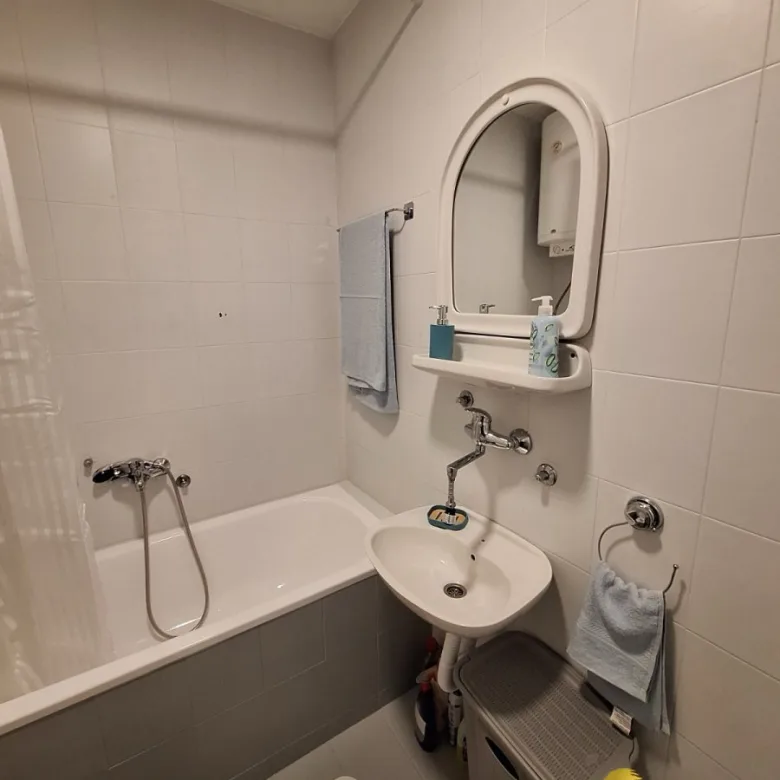 Stan Izdavanje Novi Sad  35 m2
