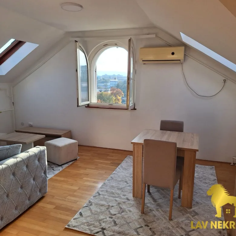 Stan Izdavanje Novi Sad  35 m2