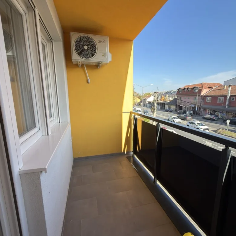 Jednoiposoban stan za izdavanje, Petrovaradin, Novi Sad, 46m², 1. sprat, 600 €/mes