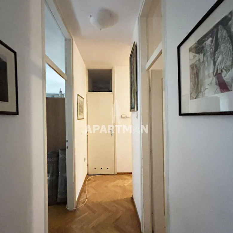 Stan Prodaja Beograd Cvetni Trg 110 m2