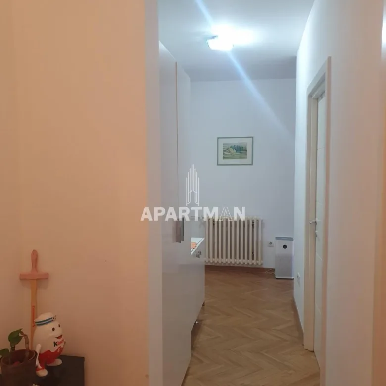 Stan Prodaja Beograd Centar (Vračar) 76 m2