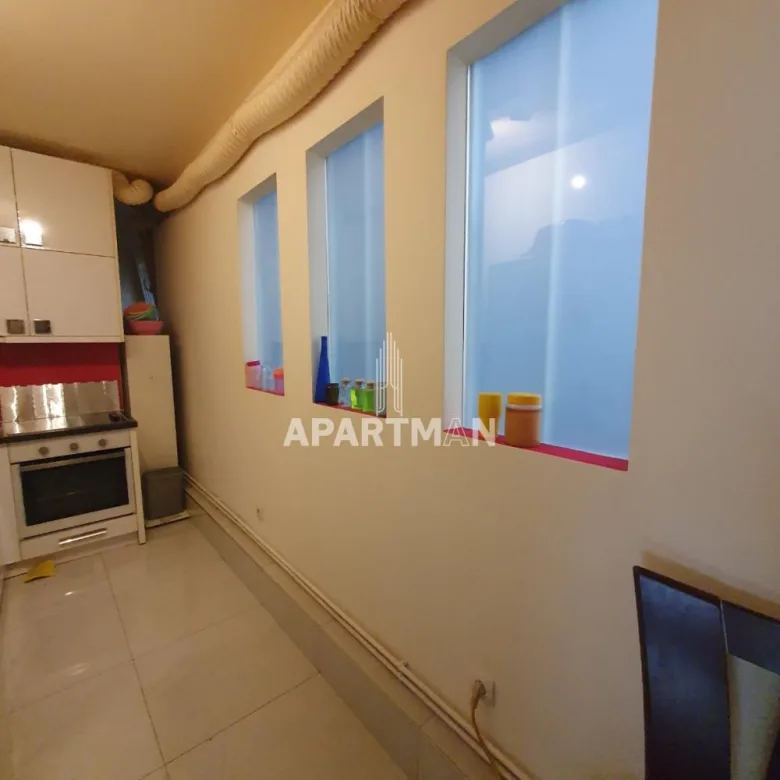 Stan Prodaja Beograd Centar (Vračar) 76 m2
