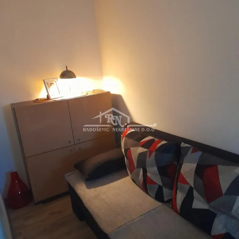 Stan Izdavanje Beograd Petlovo Brdo 30 m2
