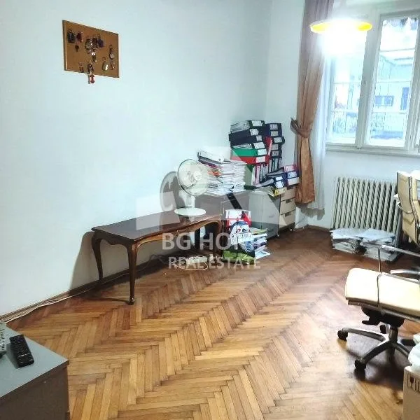Višesoban stan na prodaju, Centar, Beograd, 177m², 700.000 €