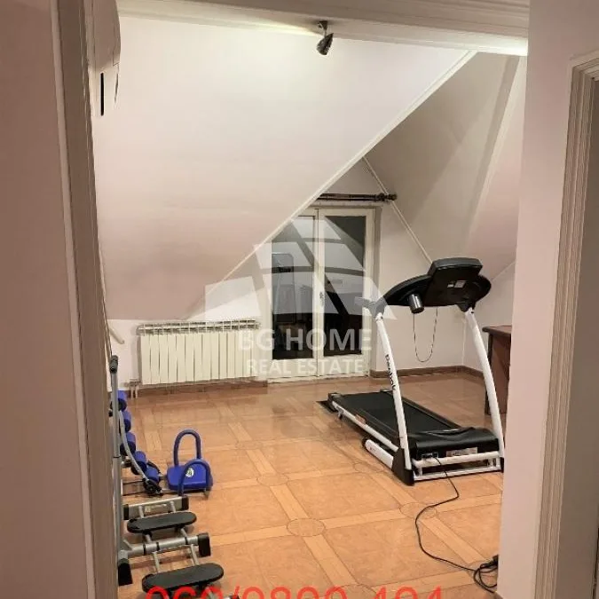 Kuća na prodaju, Banovo Brdo, Beograd, 364m², 1.080.000 €