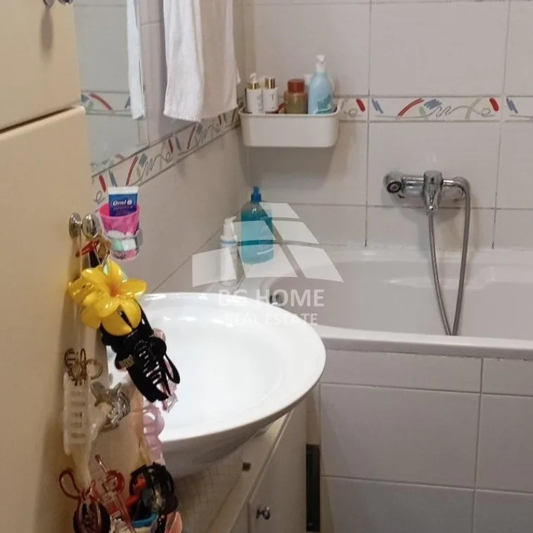 Dvosoban stan na prodaju, Kalenić Pijaca, Beograd, 52m², 313.200 €