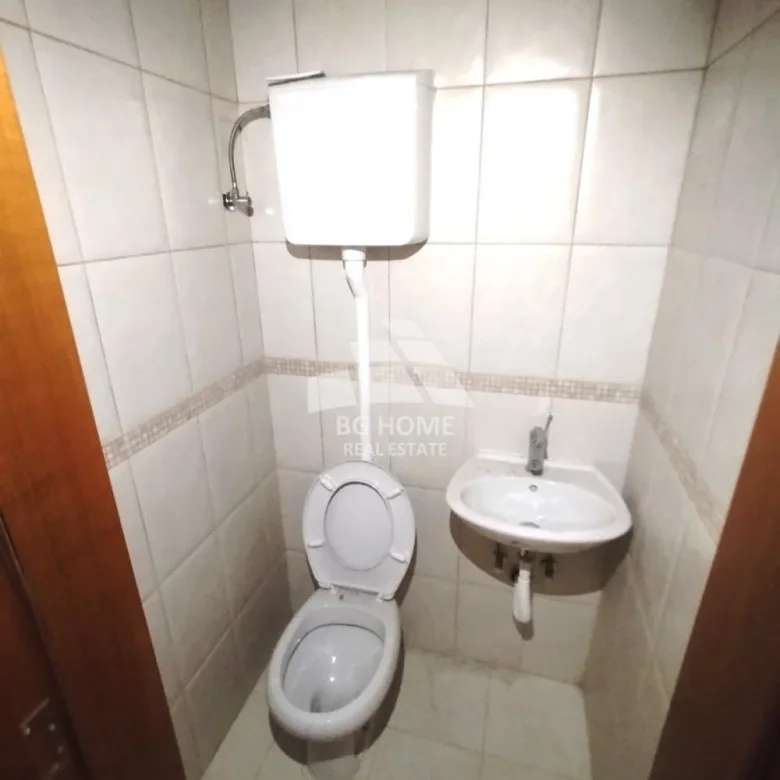 Lokal Izdavanje Beograd Batajnica 135 m2