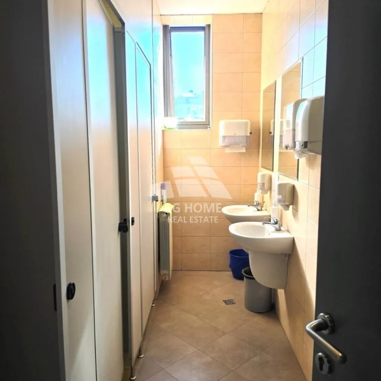 Lokal Izdavanje Beograd Bežanijska Kosa 1 335 m2