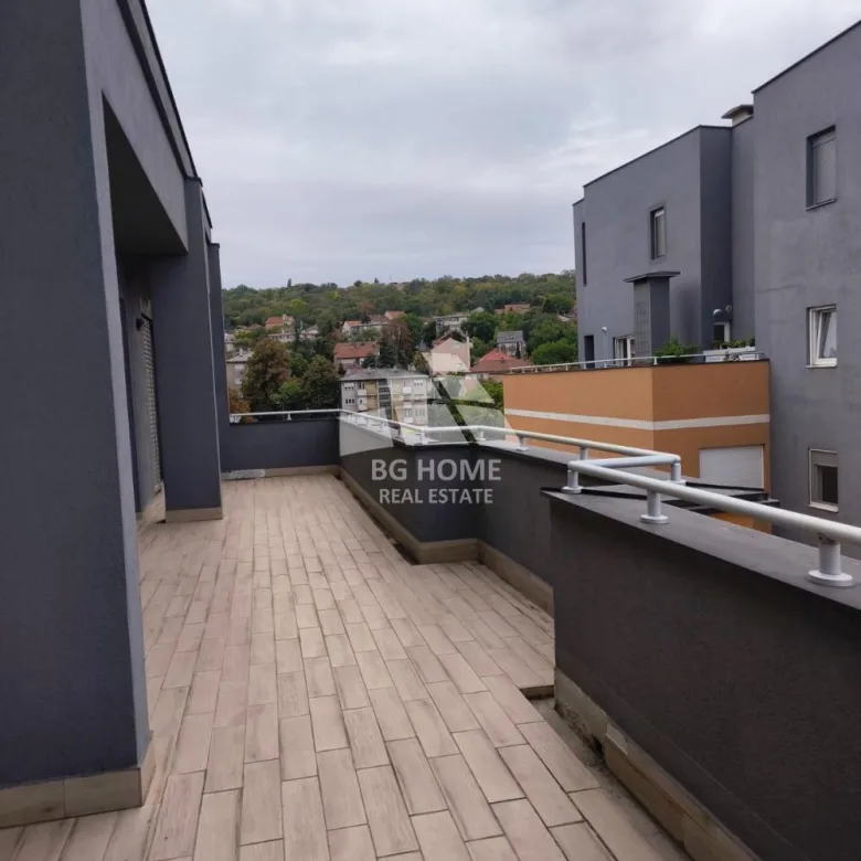 Četvorosoban stan na prodaju, Karaburma, Beograd, 193m², 555.500 €