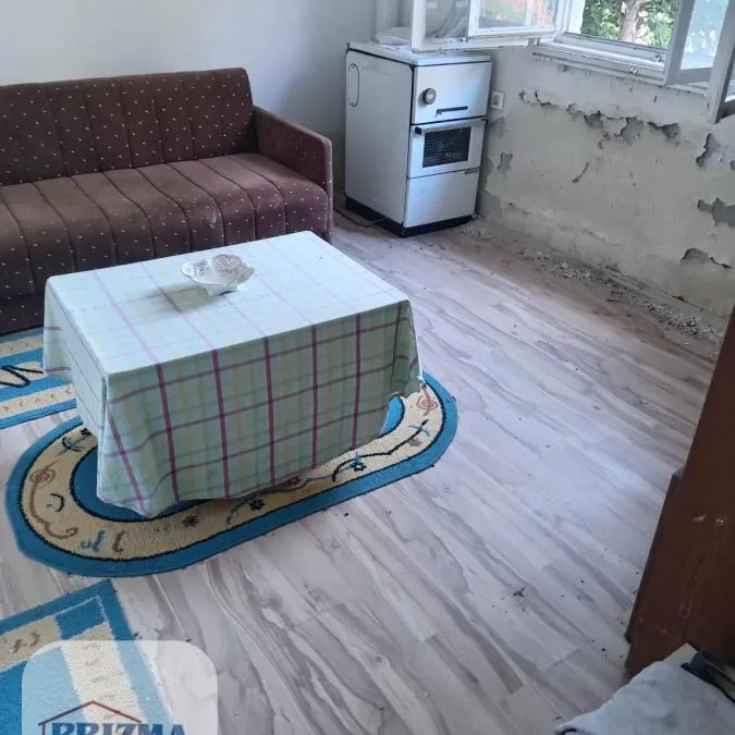 Kuća Prodaja Paraćin  77 m2