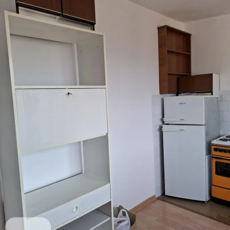 Trosoban stan na prodaju, Centar, Paraćin, 60m², 53.000 €
