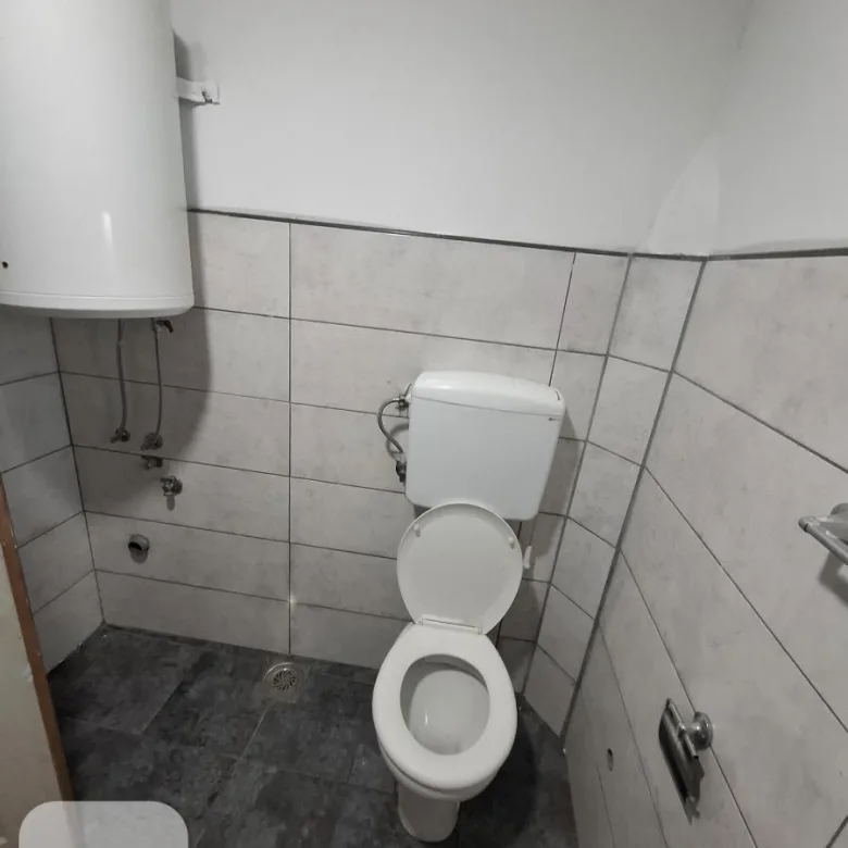 Kuća na prodaju, Žabare, Paraćin, 72m², 53.000 €