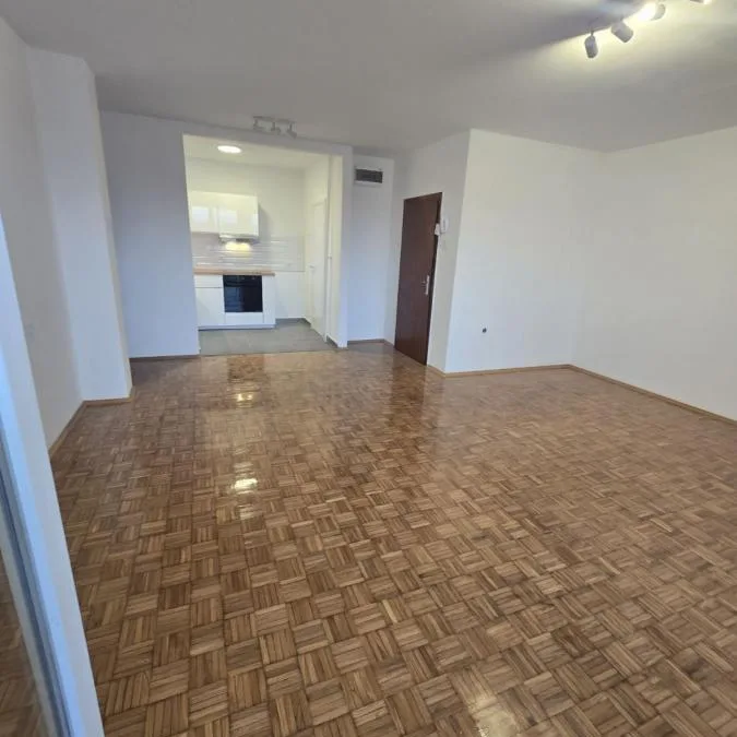 Stan Izdavanje Novi Sad  78 m2