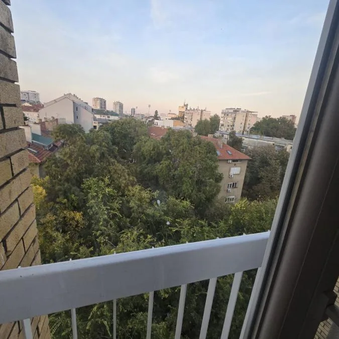 Trosoban stan za izdavanje, Grbavica, Novi Sad, 78m², 700 €/mes