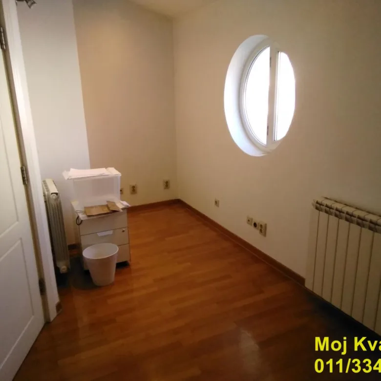 Kuća Izdavanje Beograd Dedinje 215 m2