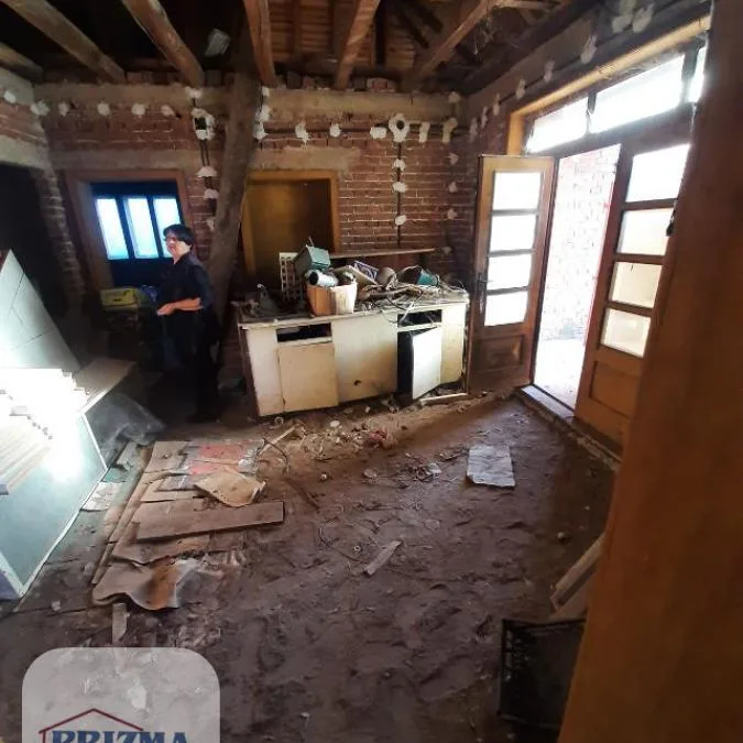Kuća na prodaju, Izvor, Paraćin, 96m², 18.000 €