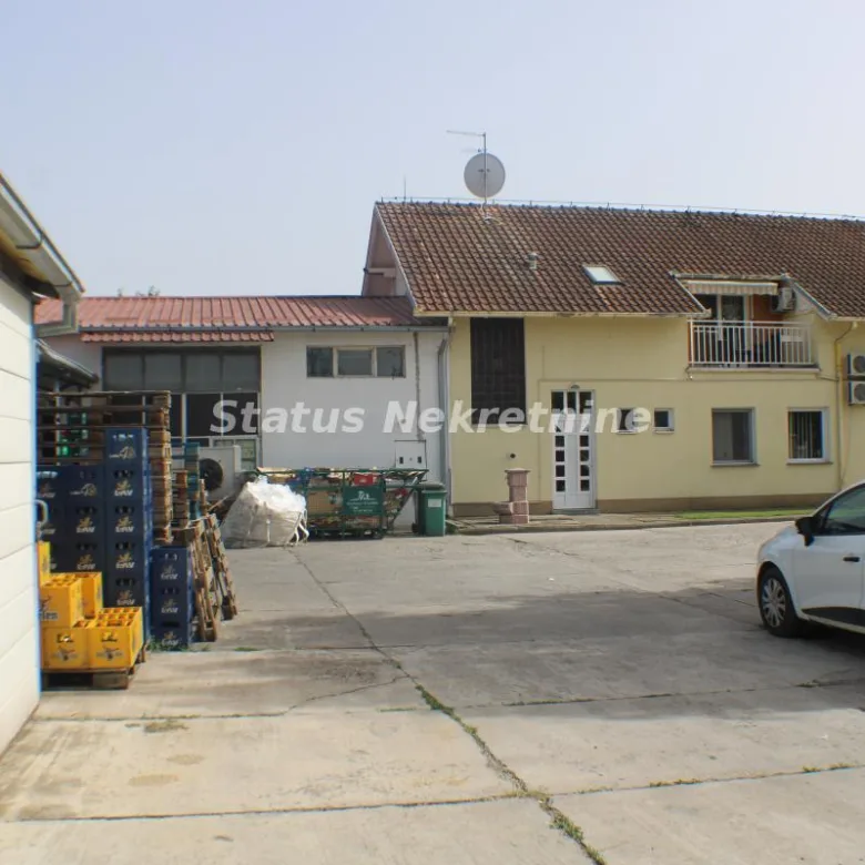 Lokal Prodaja Beočin  613 m2