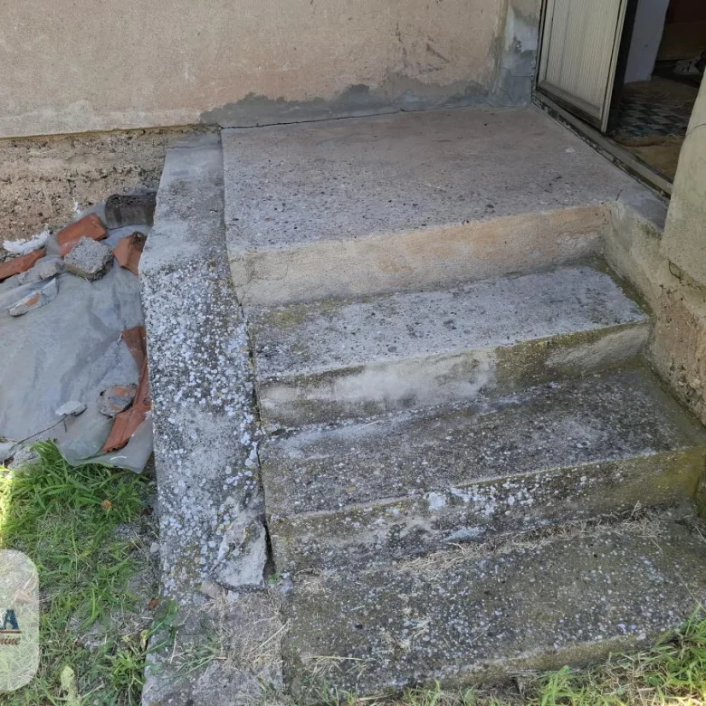 Kuća Prodaja Paraćin  83 m2