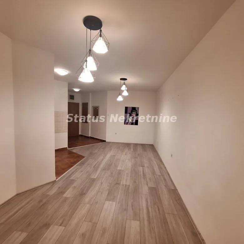 Stan Prodaja Novi Sad  35 m2