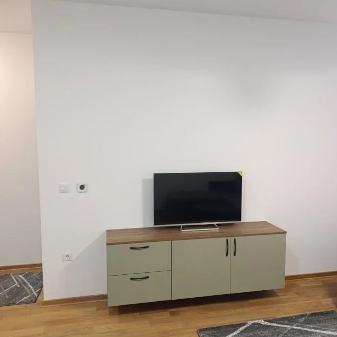 Stan Izdavanje Novi Sad  40 m2